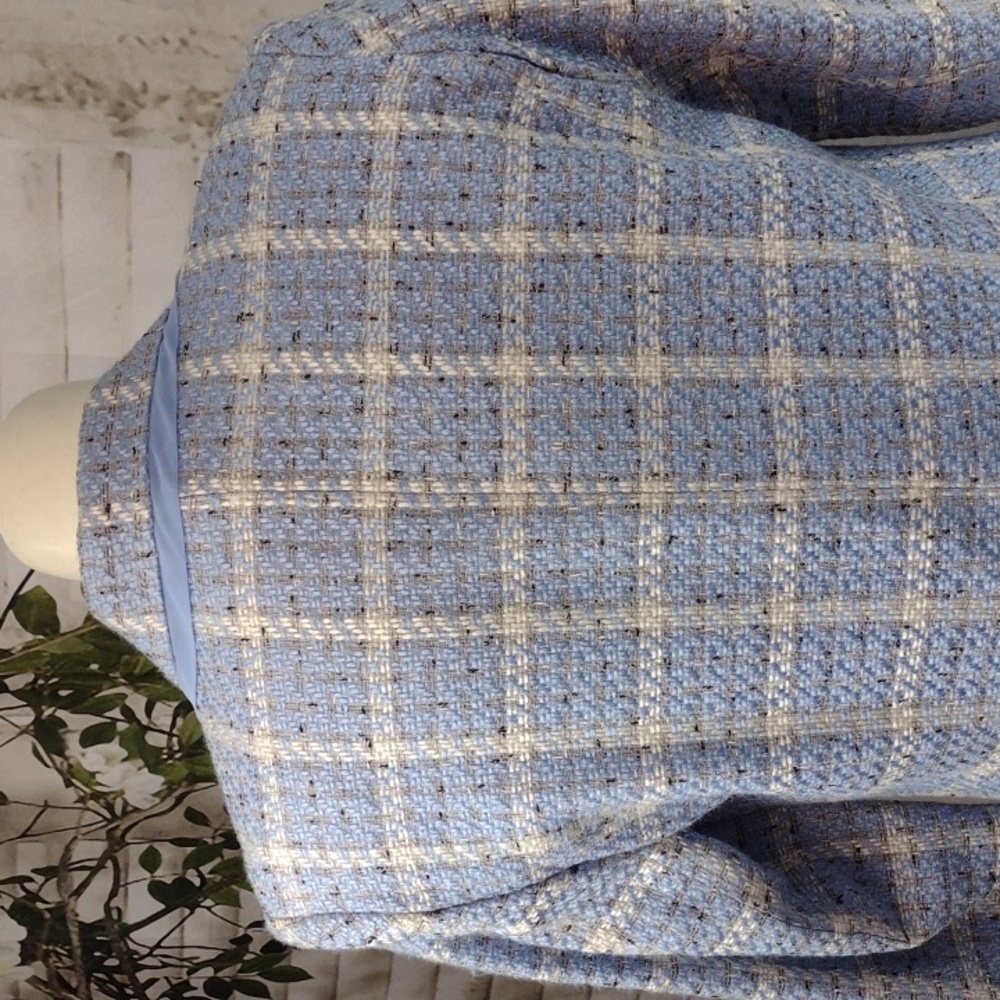 Requirements Light Blue and White Tweed Blazer With Skirt Size 16 - Picture 8 of 12